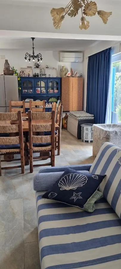 Villa Karla B&B Veli Iz
